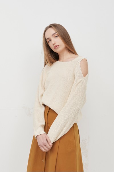 Джемпер кремовий з відкритим плечем (СВ 61/3)